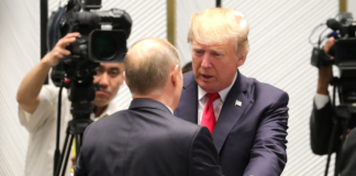 Vladimir Putin & Donald Trump at APEC Summit in Da Nang, Vietnam, 11 November 2017